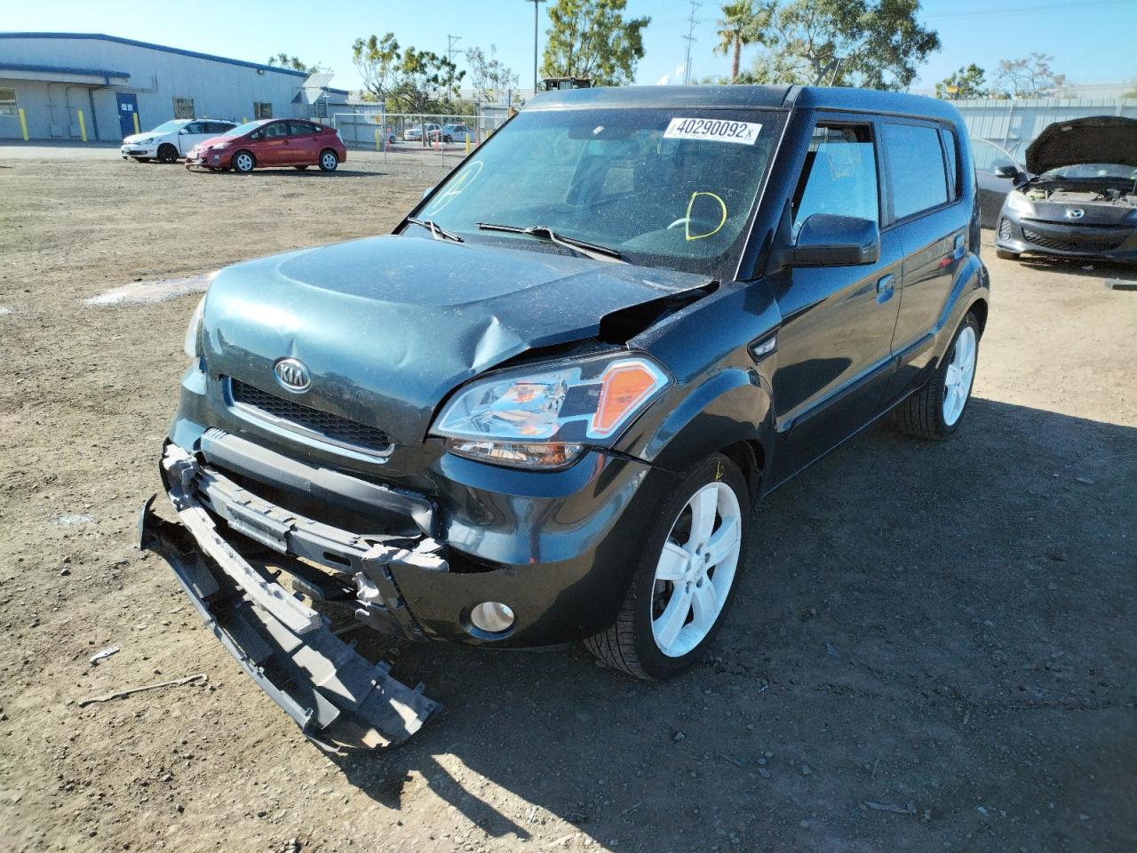 Photo 2 from auction – 2010 KIA SOUL + with VIN KNDJT2A26A7071963