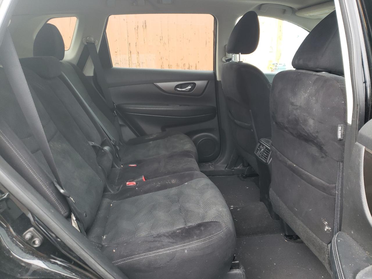 Photo 6 from auction – 2015 NISSAN ROGUE S with VIN 5N1AT2MT7FC798639