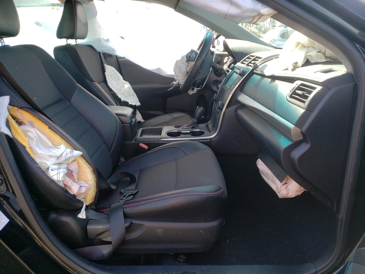 Photo 5 from auction – 2016 TOYOTA CAMRY LE with VIN 4T1BF1FK4GU201355