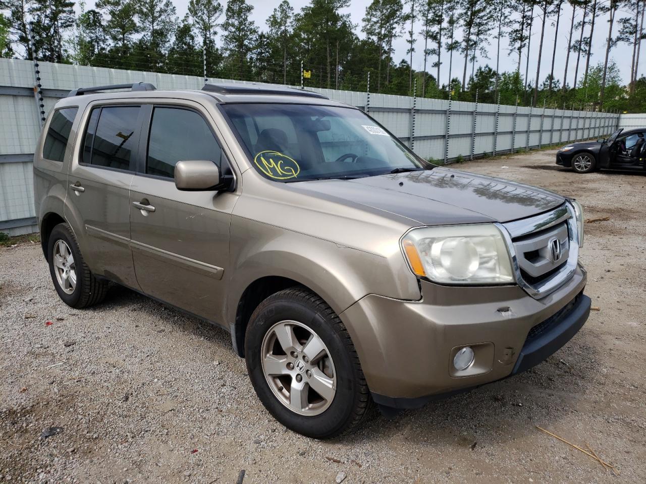 HONDA PILOT EXL 2010 with VIN 5FNYF3H55AB001909 - Photo from auction