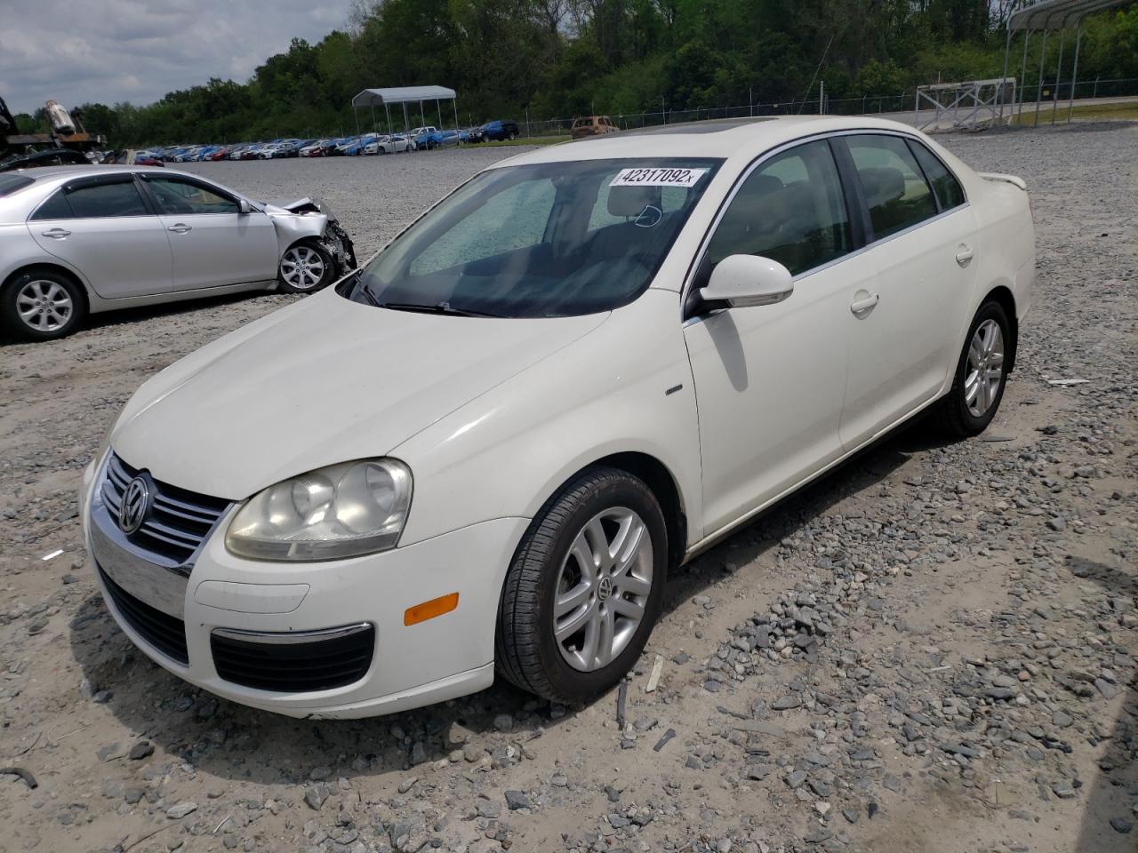 Photo 2 from auction – 2007 VOLKSWAGEN JETTA WOLF with VIN 3VWEF71K67M178772