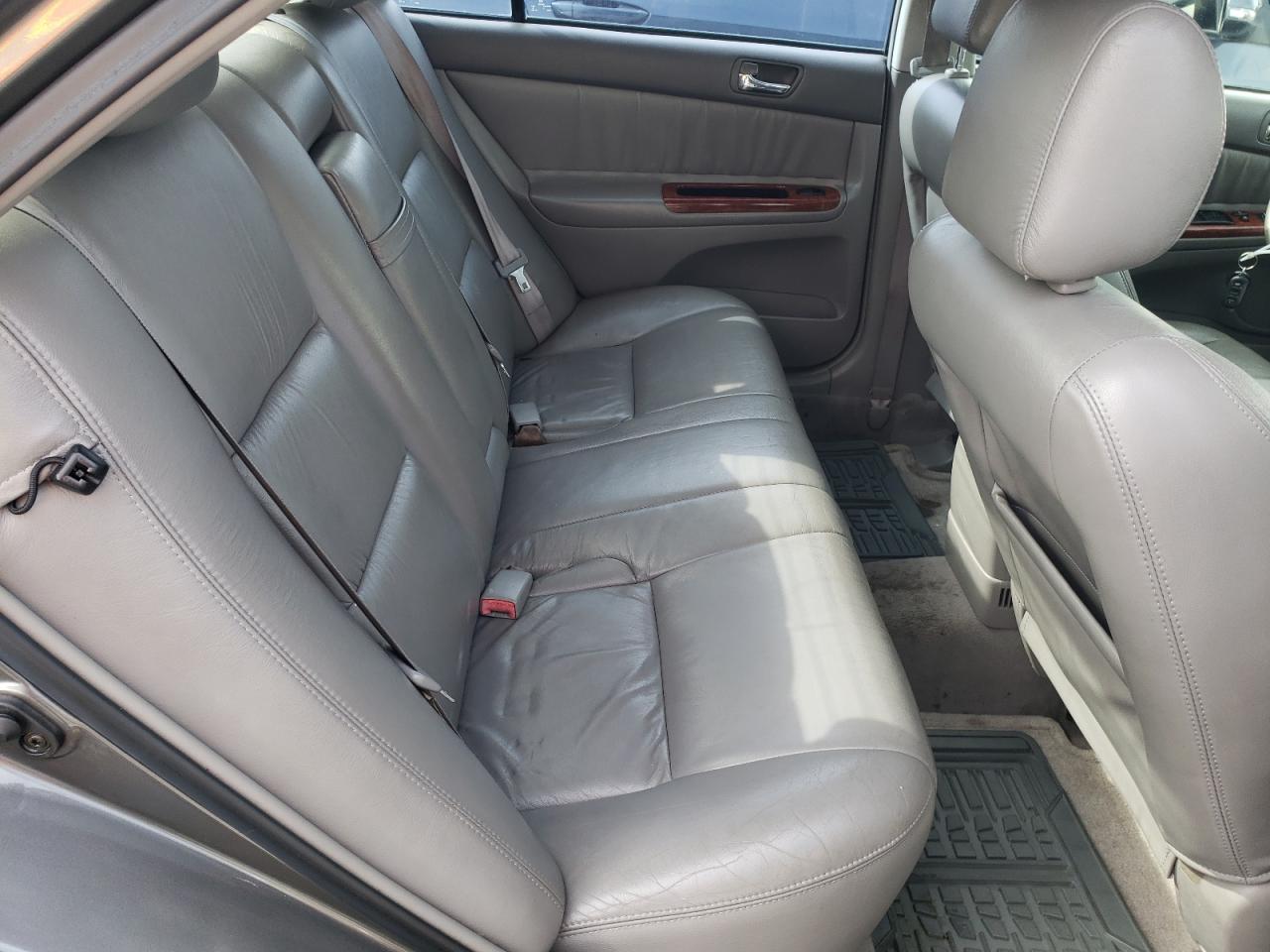 Photo 6 from auction – 2002 TOYOTA CAMRY LE with VIN 4T1BE30K22U612365