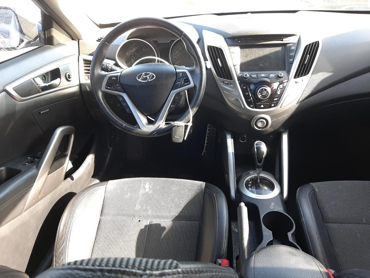 Photo 9 from auction – 2013 HYUNDAI VELOSTER with VIN KMHTC6AD1DU086597