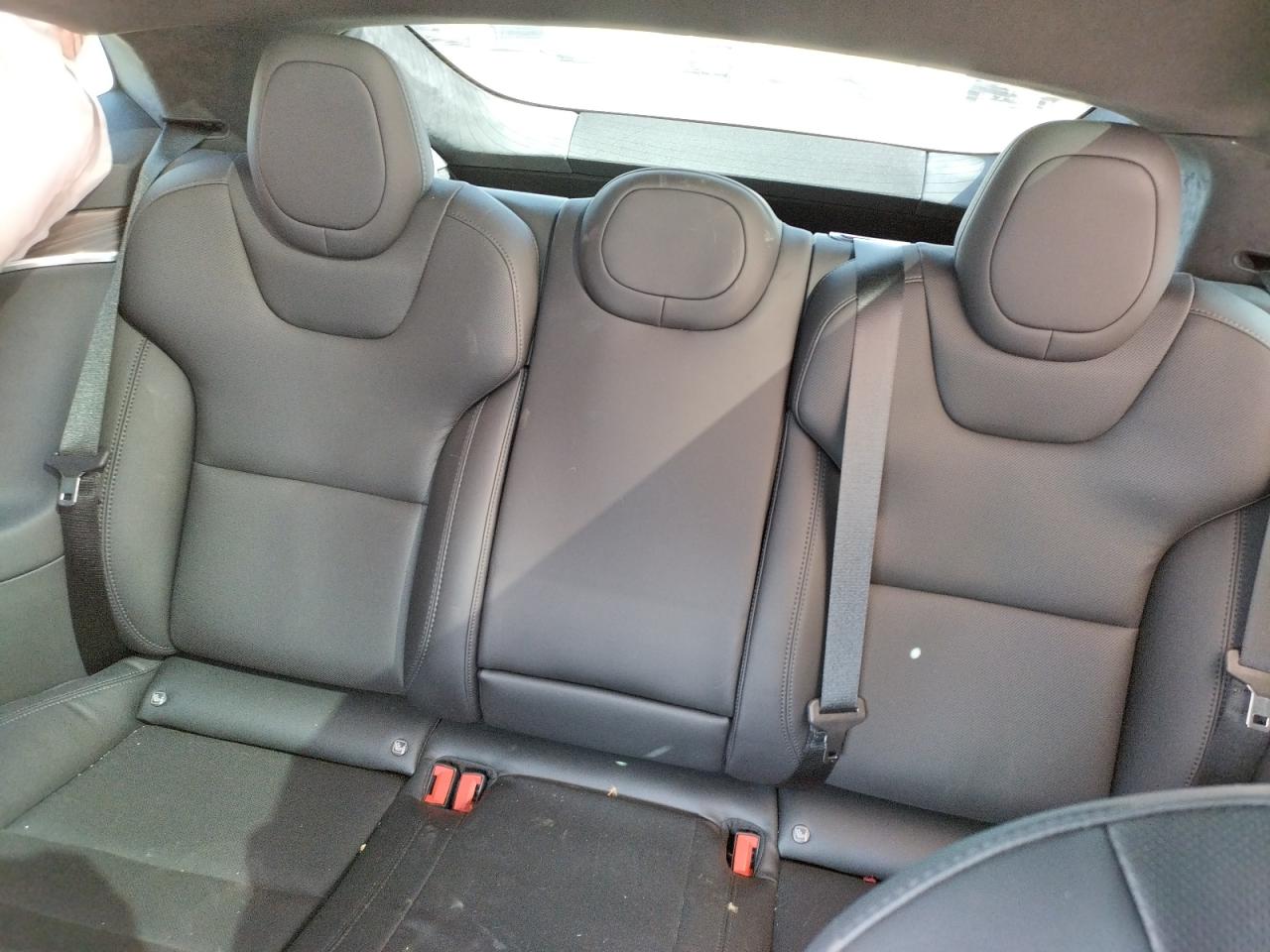 Photo 6 from auction – 2021 TESLA MODEL S with VIN 5YJSA1E59MF443674
