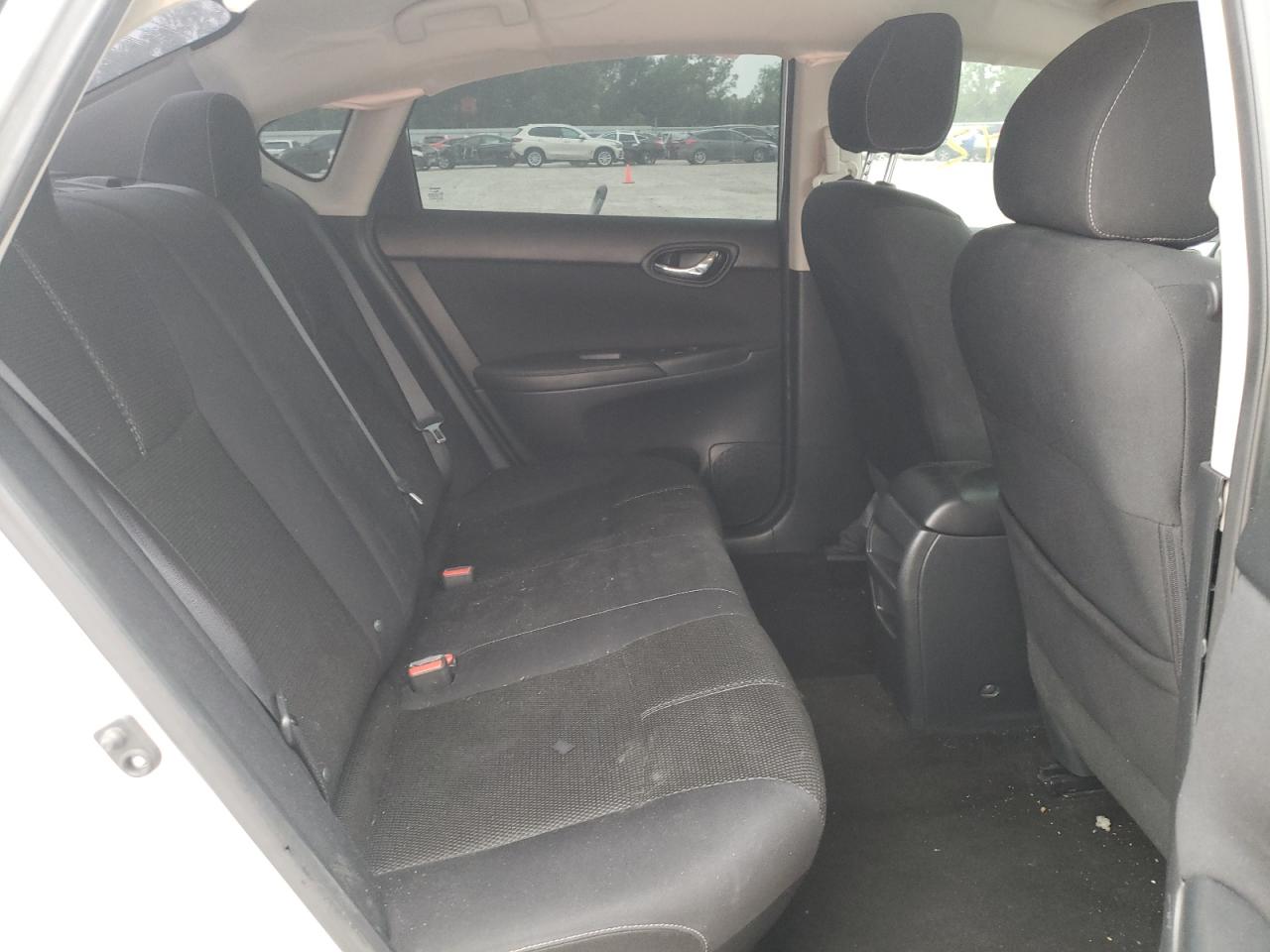 Photo 6 from auction – 2016 NISSAN SENTRA S with VIN 3N1AB7AP5GY292301