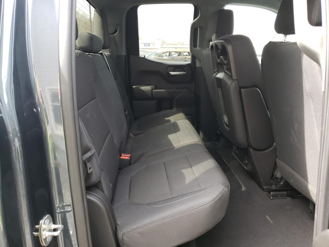 Photo 6 from auction – 2019 CHEVROLET SILVERADO with VIN 1GCRYBEH1KZ406877