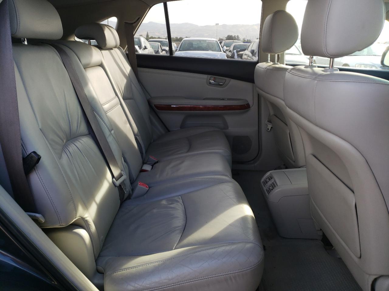 Photo 6 from auction – 2005 LEXUS RX 330 with VIN JTJGA31UX50057003