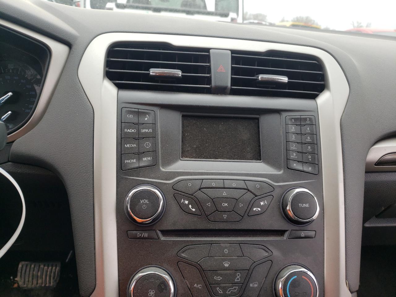 Photo 9 from auction – 2015 FORD FUSION SE with VIN 3FA6P0HD0FR180544