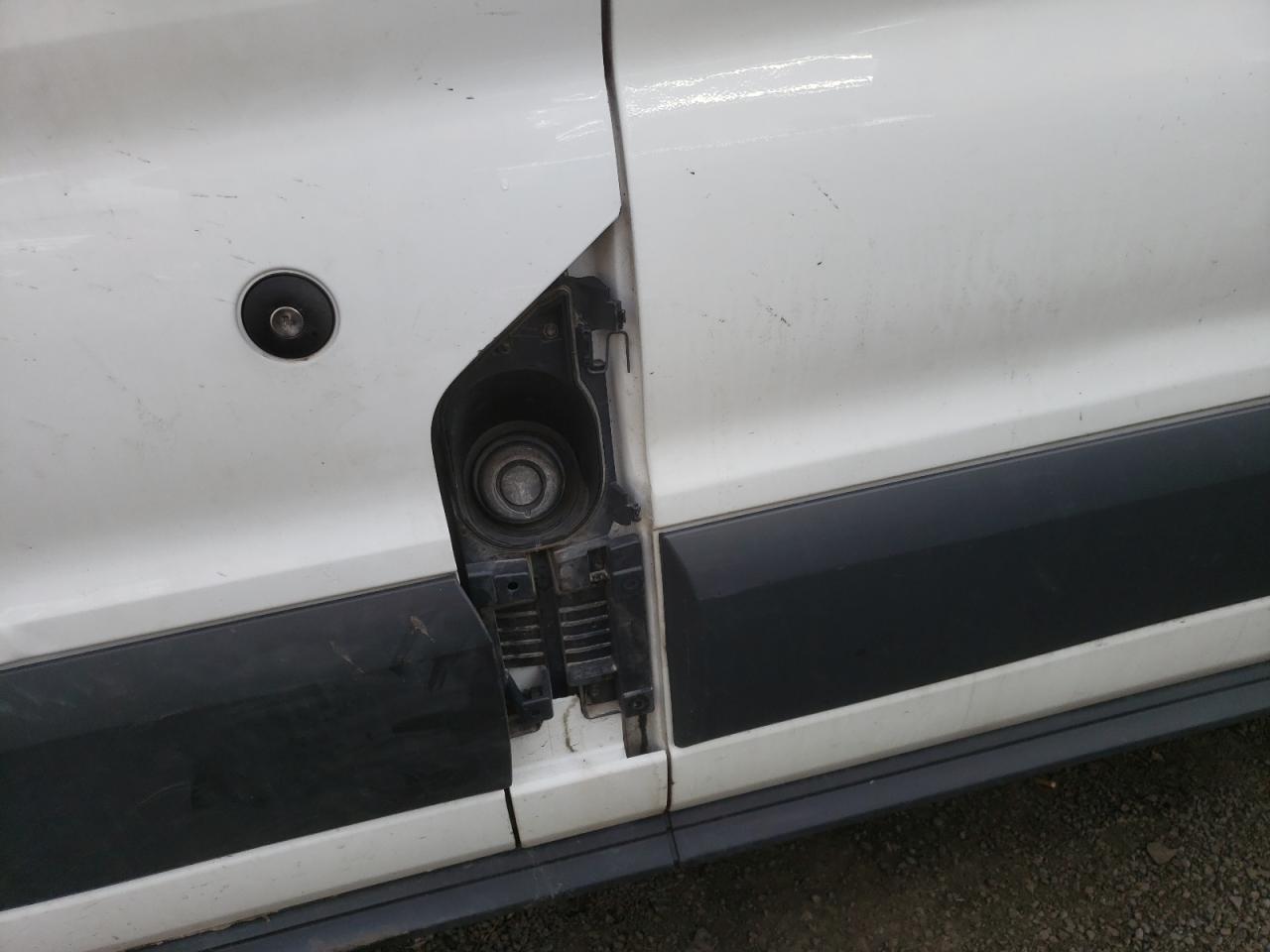 Photo 9 from auction – 2019 FORD TRANSIT T- with VIN 1FTYR2CM4KKB07949