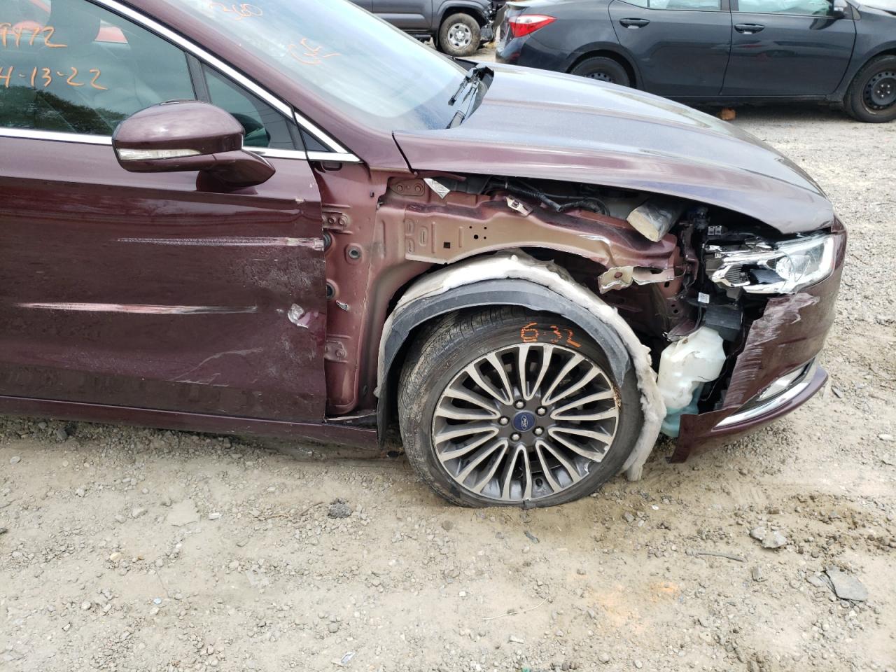 Photo 9 from auction – 2017 FORD FUSION SE with VIN 3FA6P0HD4HR170652