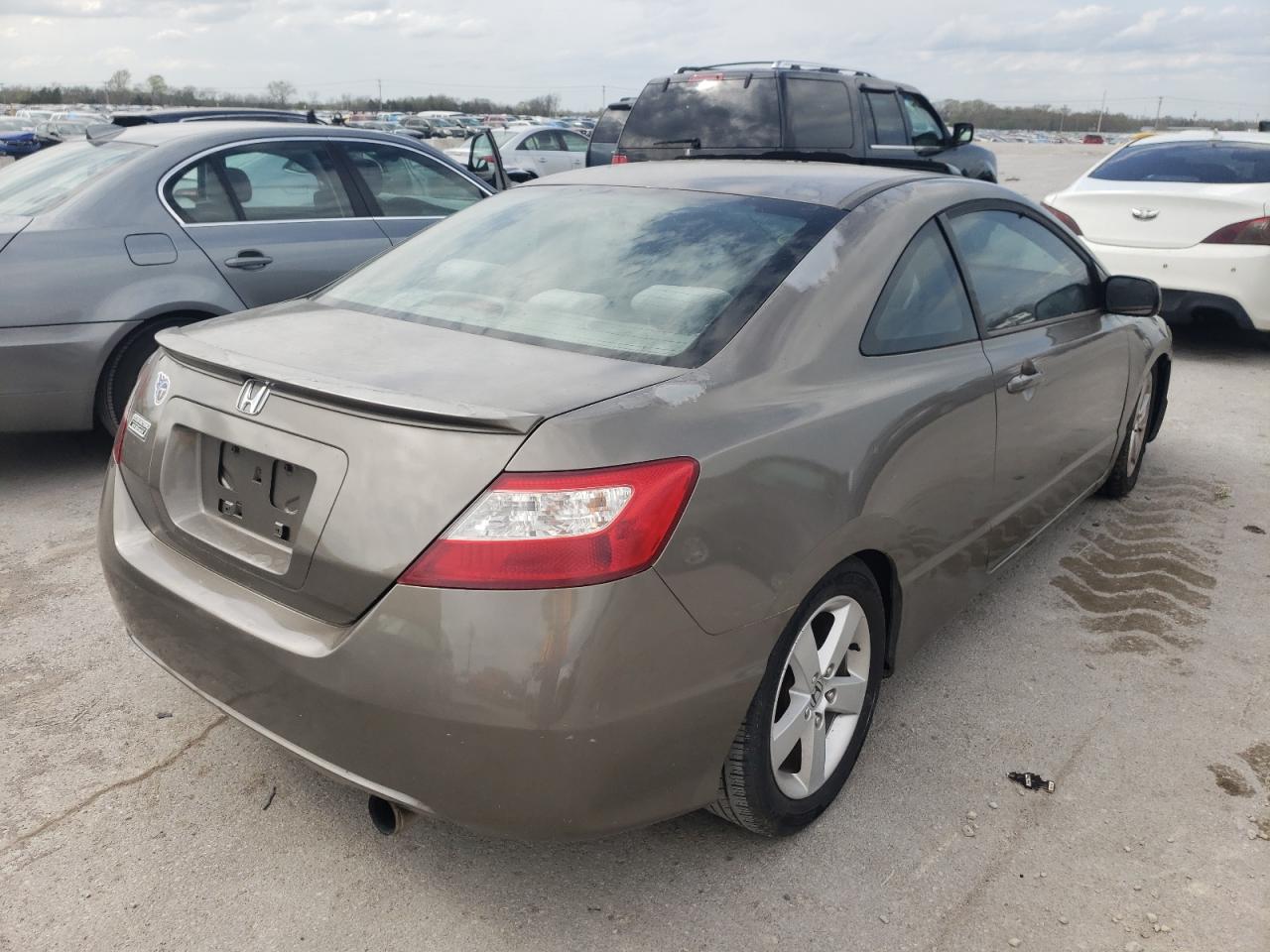 Photo 4 from auction – 2006 HONDA CIVIC EX with VIN 2HGFG11876H549667