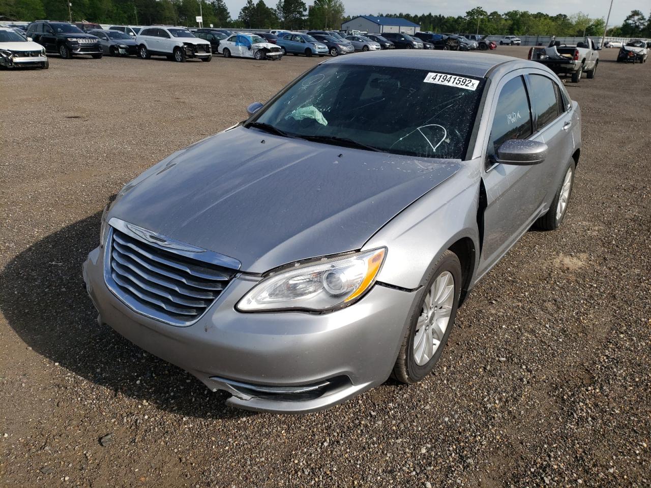 Photo 2 from auction – 2013 CHRYSLER 200 TOURIN with VIN 1C3CCBBB7DN655526