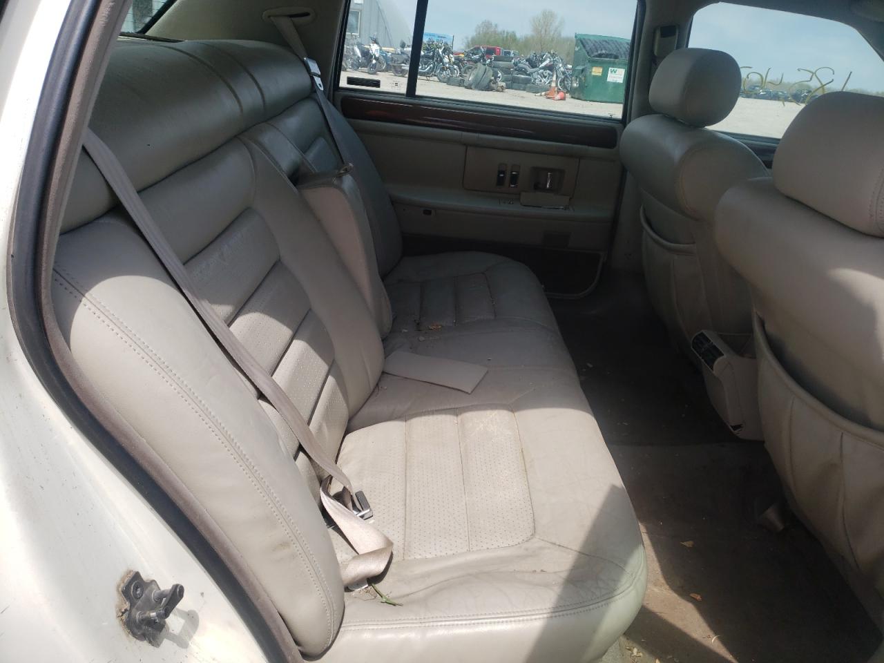 Photo 6 from auction – 1995 CADILLAC DEVILLE CO with VIN 1G6KF52YXSU289054