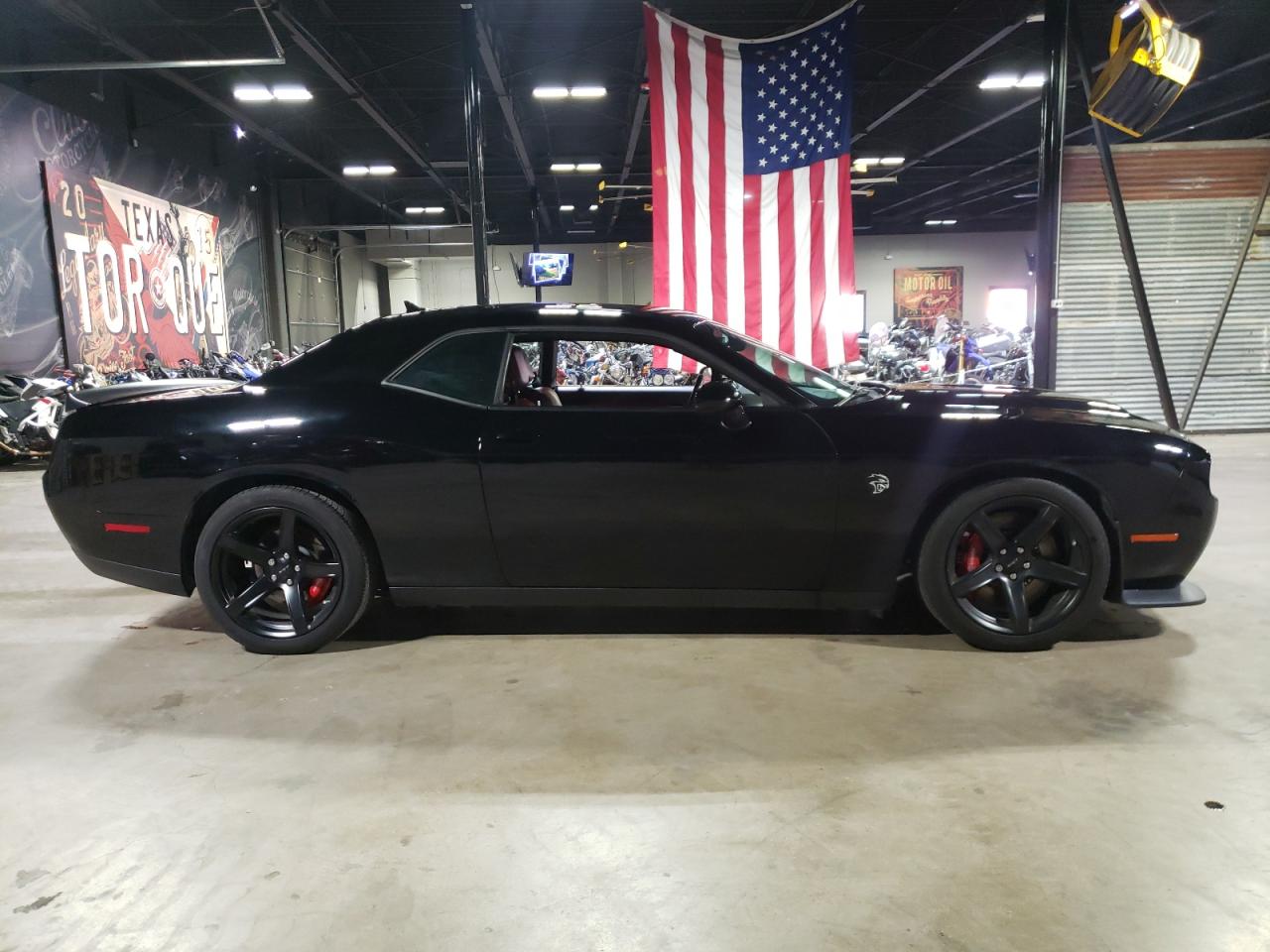 DODGE CHALLENGER 2019 with VIN 2C3CDZC99KH683366 - Photo from auction