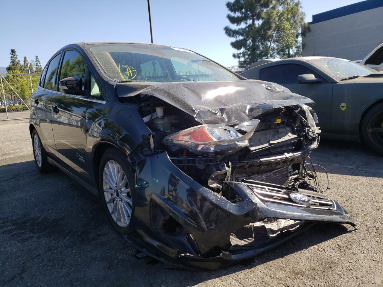 FORD C-MAX PREM 2013 with VIN 1FADP5CU1DL529699 - Photo from auction