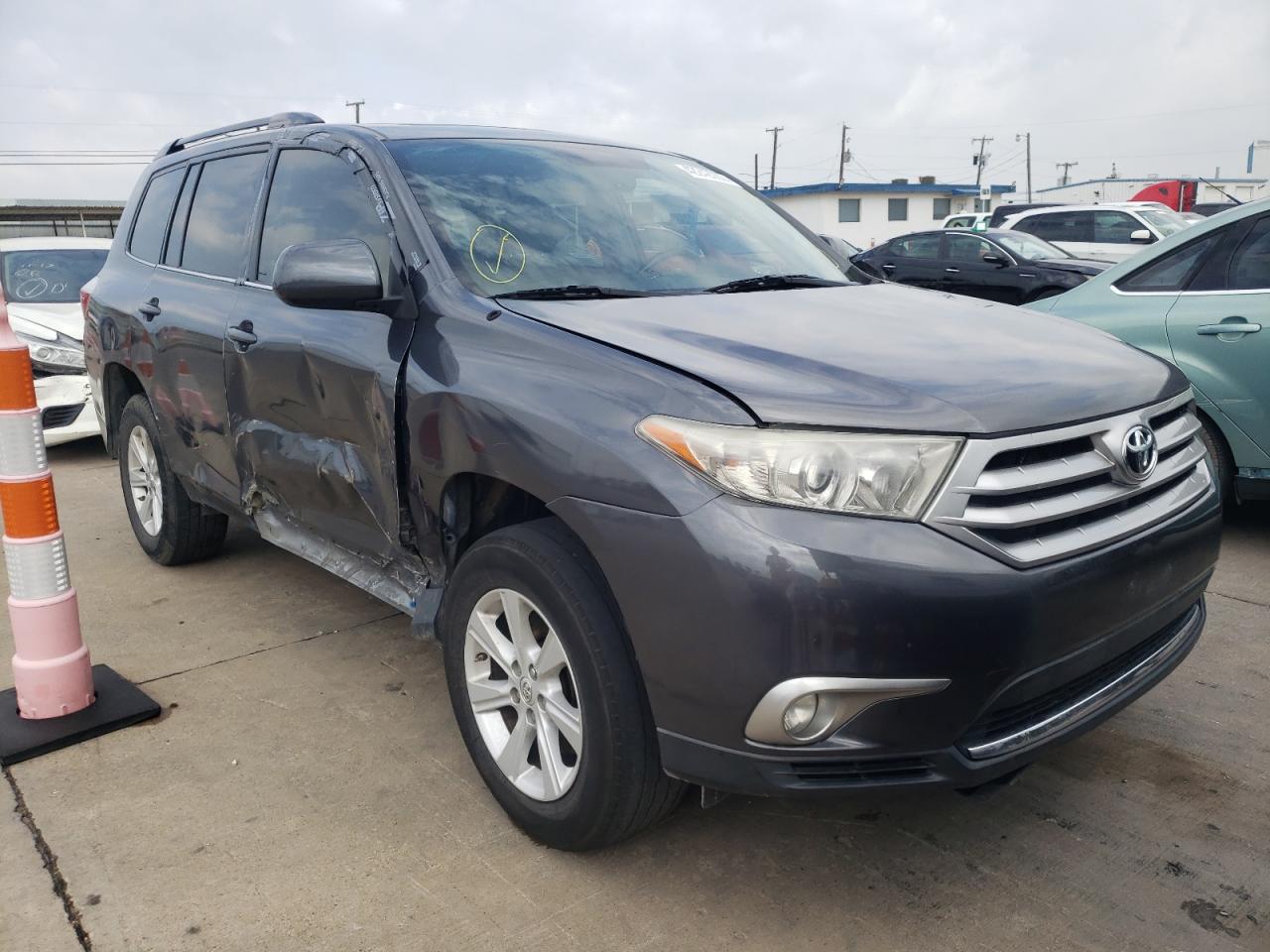 TOYOTA HIGHLANDER 2011 with VIN 5TDZK3EH0BS031606 - Photo from auction