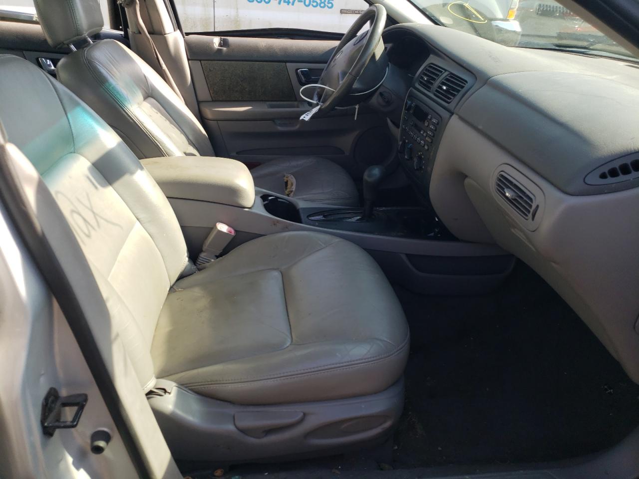 Photo 5 from auction – 2000 FORD TAURUS SES with VIN 1FAFP55U0YA252664