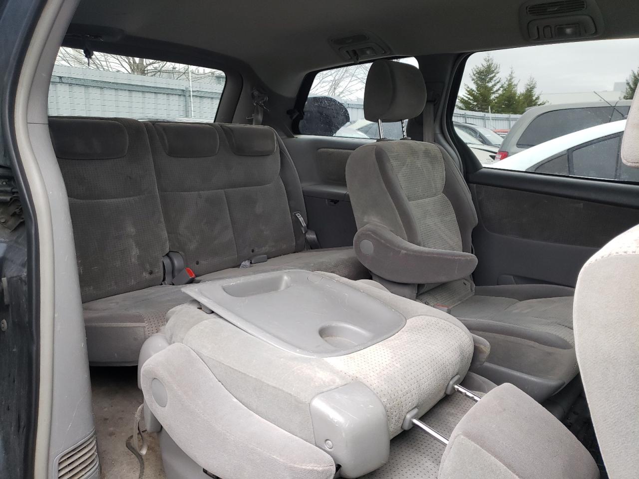 Photo 6 from auction – 2007 TOYOTA SIENNA CE with VIN 5TDZK23C97S046887