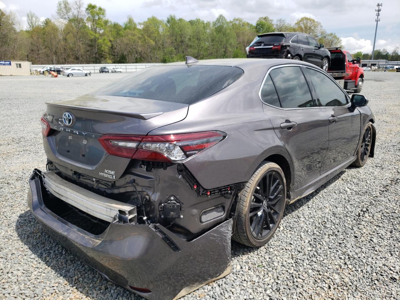 Photo 4 from auction – 2022 TOYOTA CAMRY XSE with VIN 4T1K31AK3NU577235