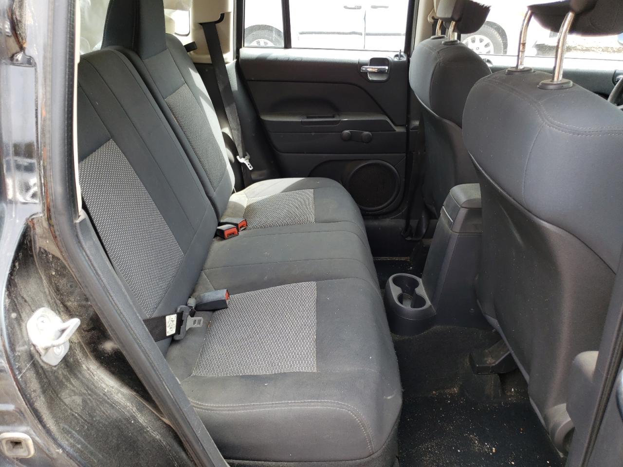 Photo 6 from auction – 2010 JEEP COMPASS SP with VIN 1J4NF4FBXAD512566
