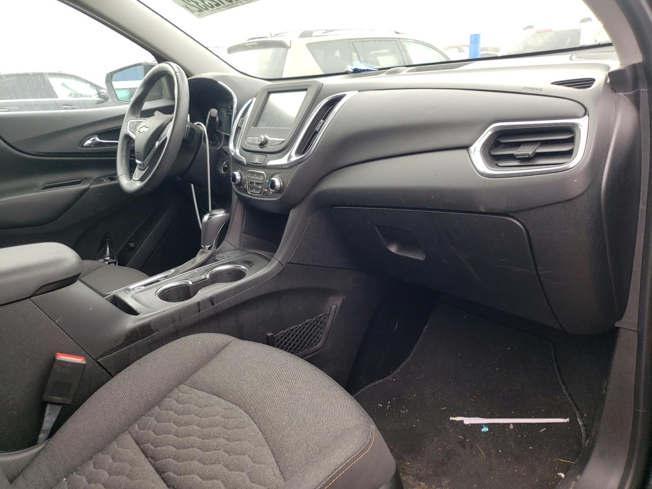 Photo 5 from auction – 2018 CHEVROLET EQUINOX LT with VIN 2GNAXJEV6J6155534