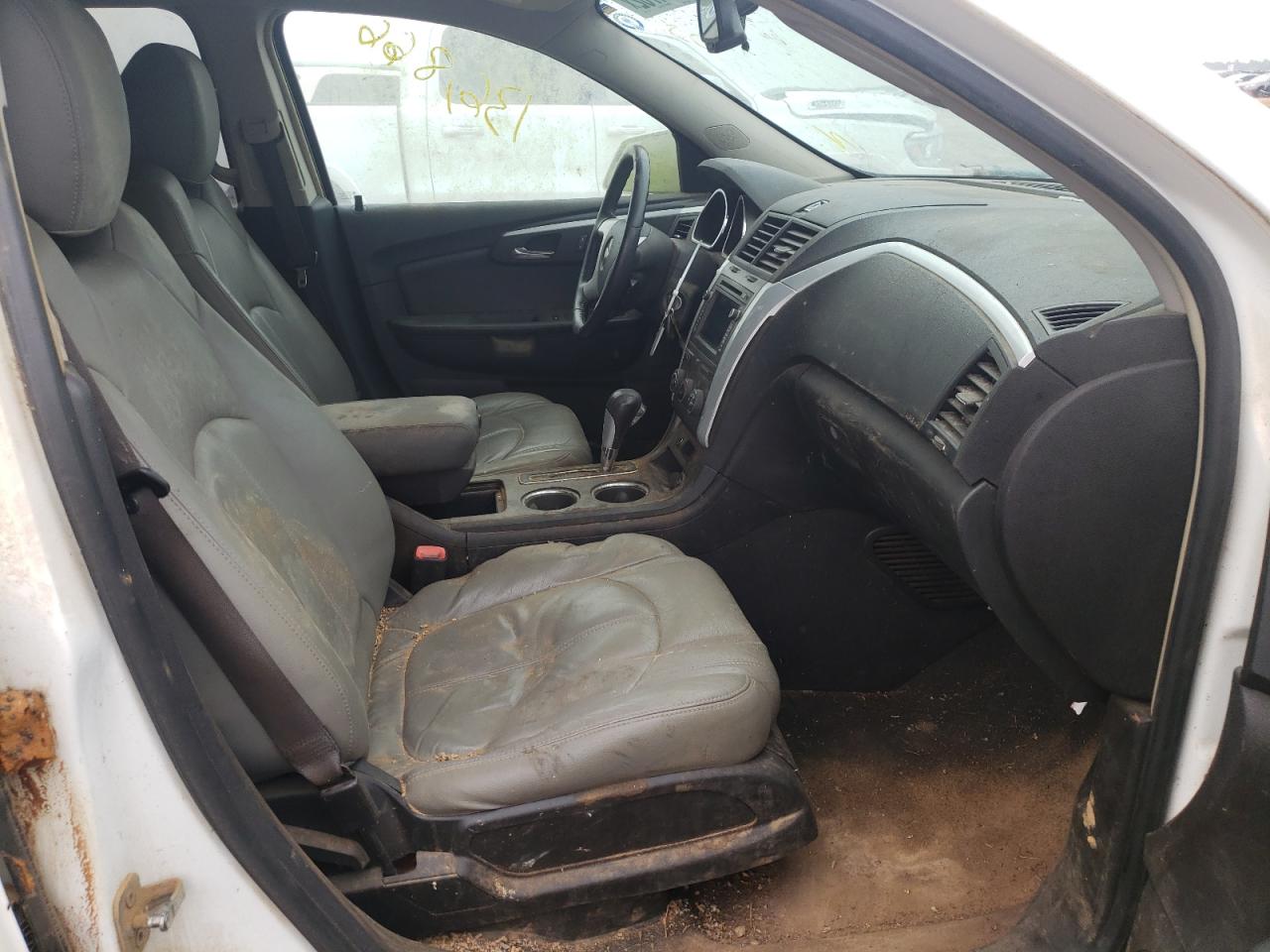 Photo 5 from auction – 2009 CHEVROLET TRAVERSE L with VIN 1GNER23D99S171165