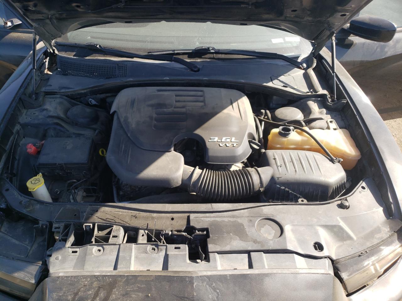 Foto 7 de la subasta – 2012 DODGE CHARGER SE con VIN 2C3CDXBGXCH244179