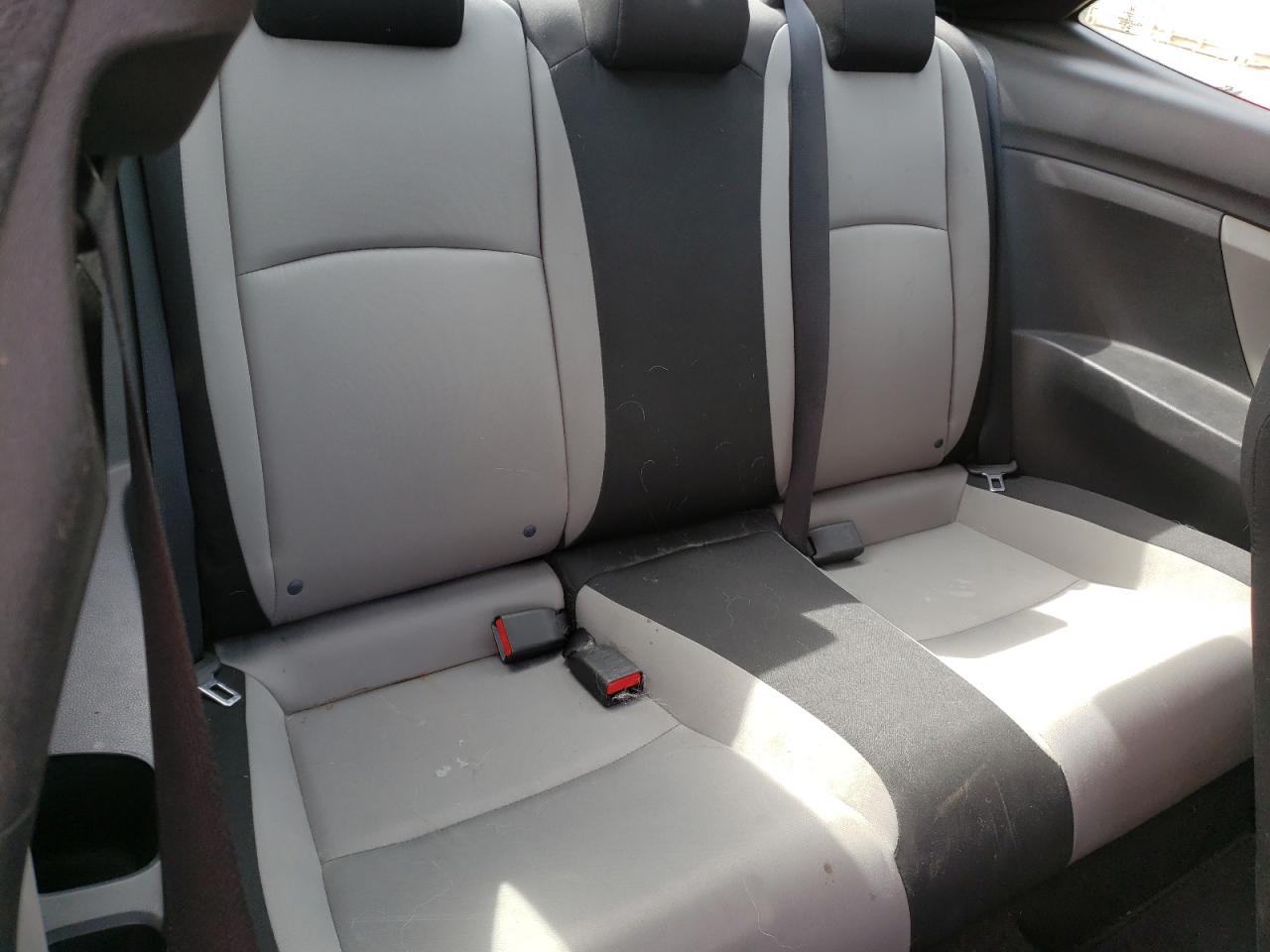 Photo 6 from auction – 2016 HONDA CIVIC LX with VIN 2HGFC4B05GH304003
