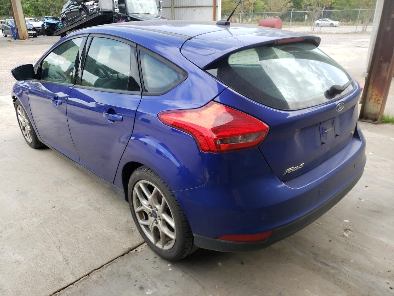 Photo 3 from auction – 2015 FORD FOCUS SE with VIN 1FADP3K2XFL369801
