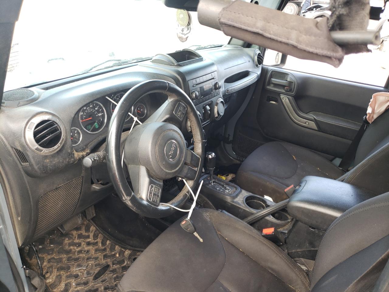 Photo 5 from auction – 2015 JEEP WRANGLER U with VIN 1C4HJWDG3FL556689