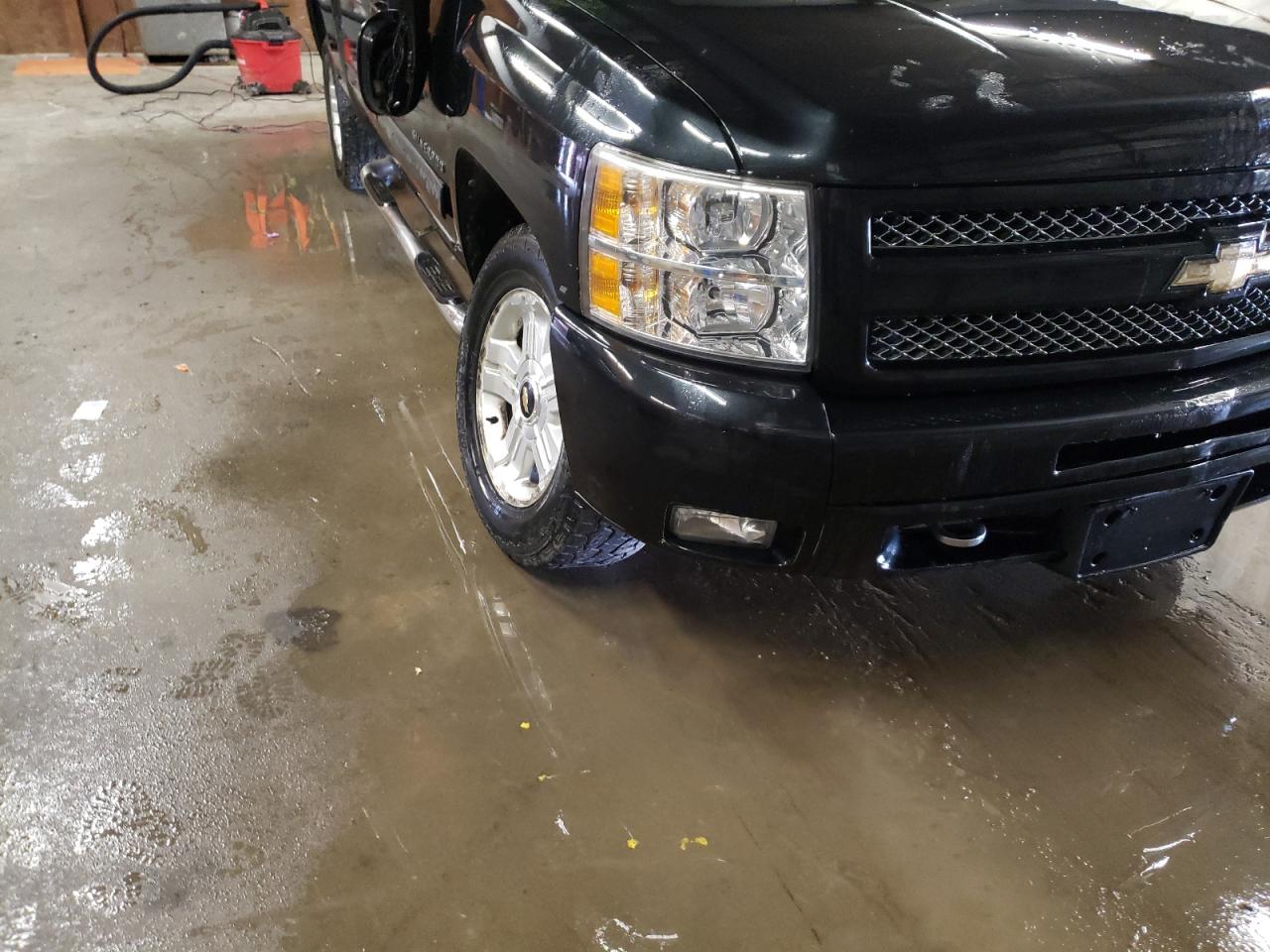 Photo 9 from auction – 2010 CHEVROLET SILVERADO with VIN 3GCRKSE31AG162264