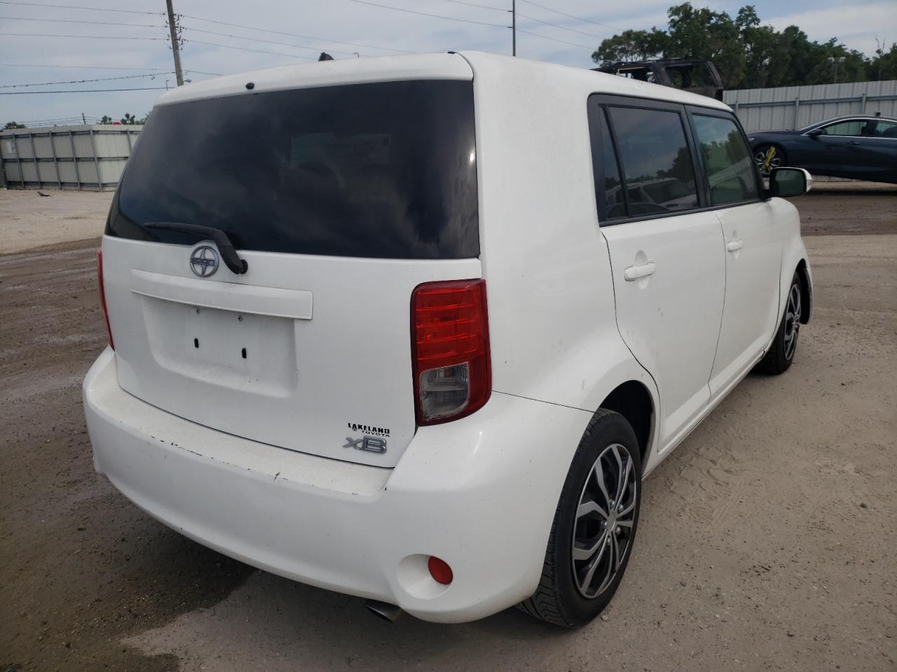 Photo 4 from auction – 2011 TOYOTA SCION XB with VIN JTLZE4FE0B1134091