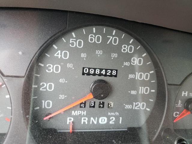 Photo 8 from auction – 2001 MERCURY GRAND MARQ with VIN 2MEFM74W21X620792