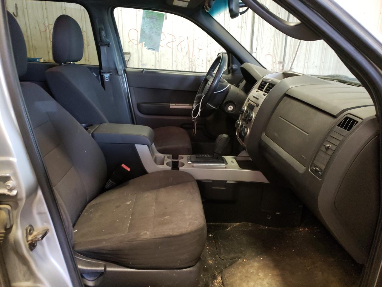 Photo 5 from auction – 2012 FORD ESCAPE XLT with VIN 1FMCU9D73CKA12080