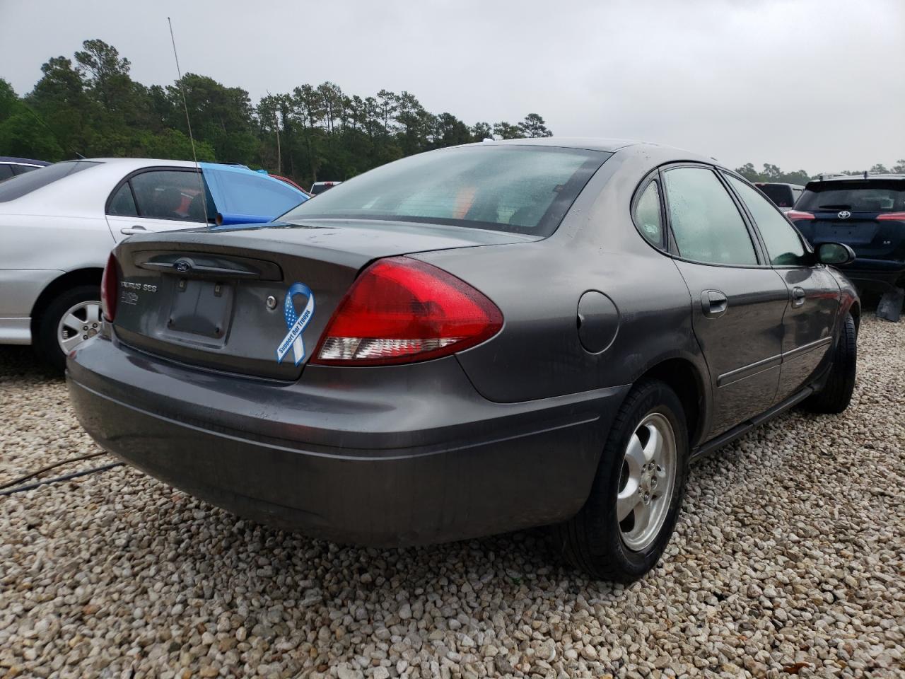 Photo 4 from auction – 2004 FORD TAURUS SES with VIN 1FAFP55U64G188752
