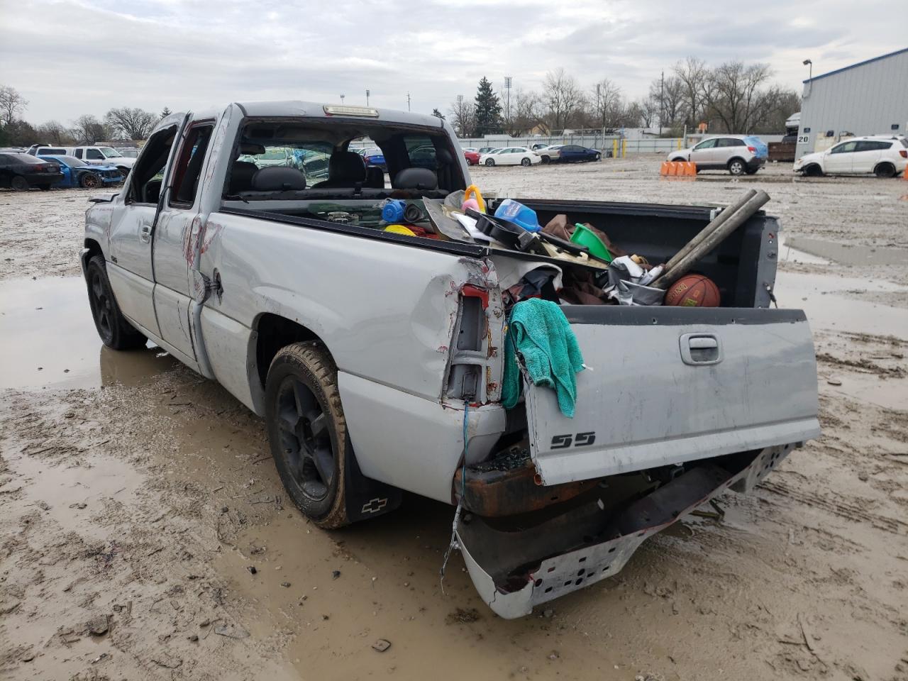 Photo 3 from auction – 2003 CHEVROLET SILVERADO with VIN 2GCEK19N331375006