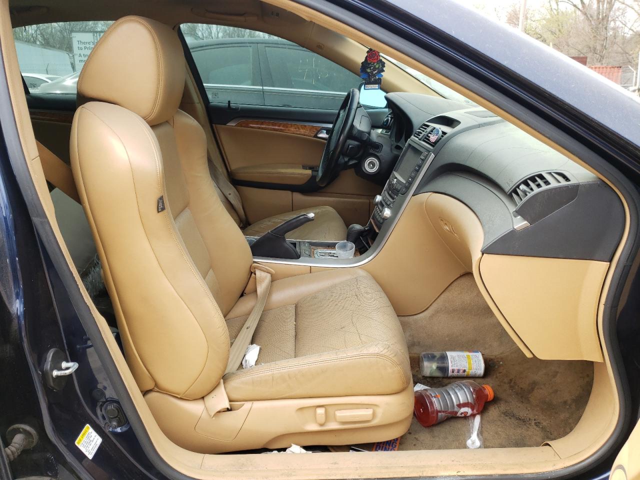 Photo 5 from auction – 2005 ACURA TL with VIN 19UUA66275A011638
