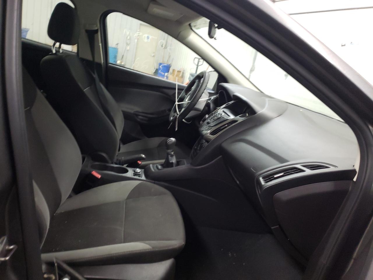 Photo 5 from auction – 2012 FORD FOCUS S with VIN 1FAHP3E23CL346983