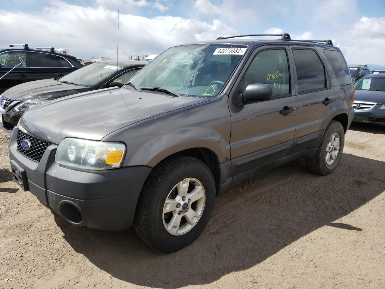 Photo 2 from auction – 2006 FORD ESCAPE XLT with VIN 1FMYU93106KC72007