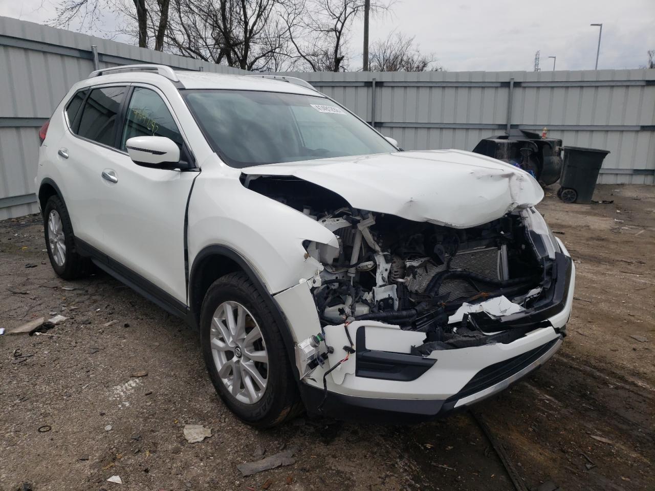 Photo 1 from auction – 2017 NISSAN ROGUE S with VIN KNMAT2MV6HP556443