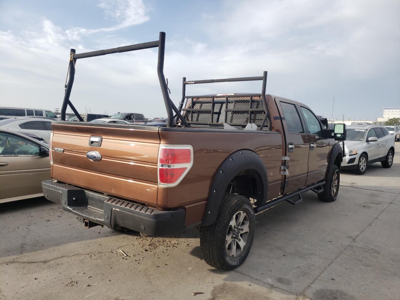 Photo 4 from auction – 2011 FORD F150 SUPER with VIN 1FTFW1ET0BFC57595