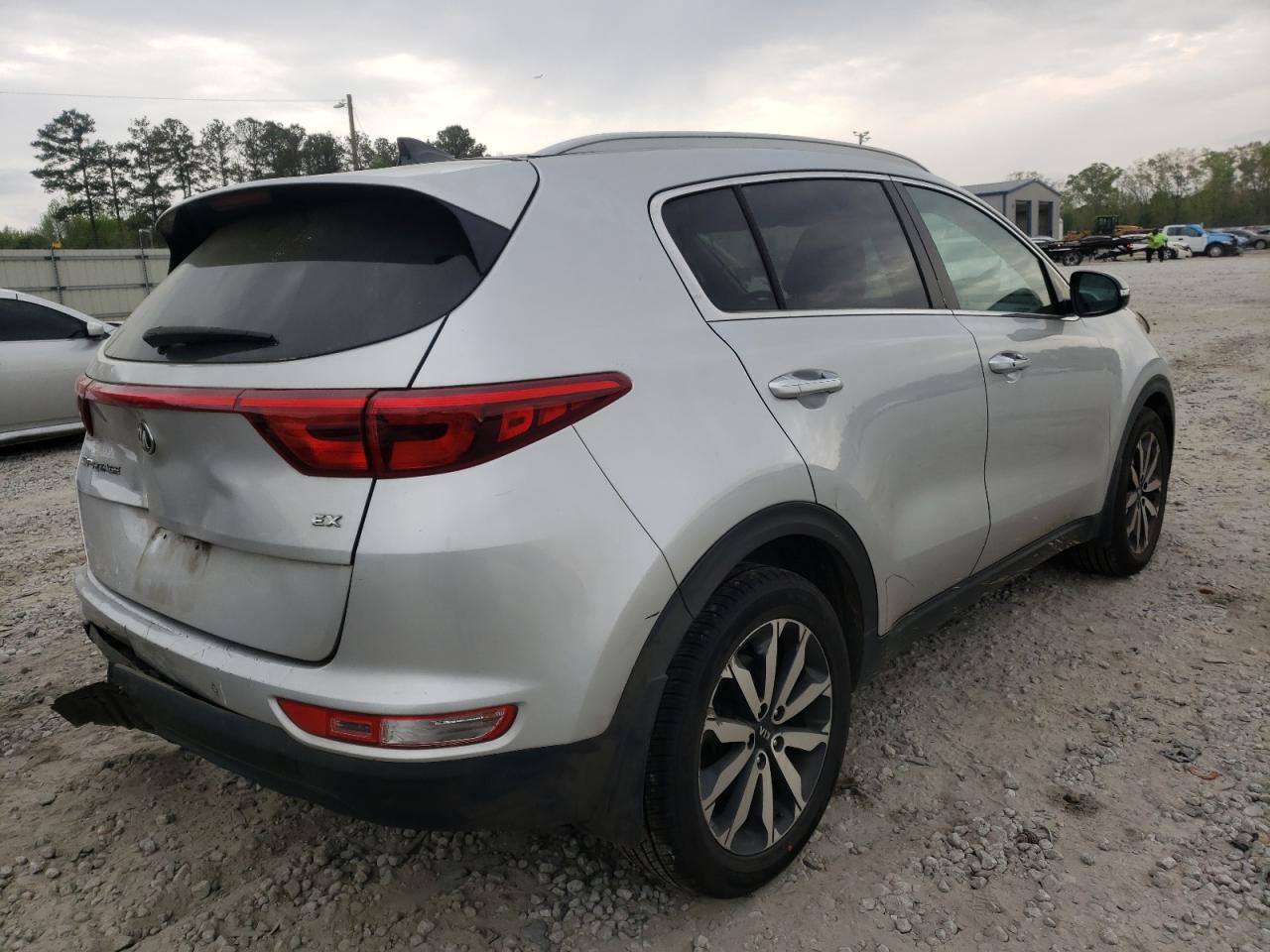 Photo 4 from auction – 2017 KIA SPORTAGE E with VIN KNDPN3AC1H7153046