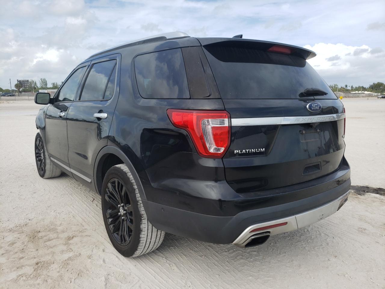 Photo 3 from auction – 2017 FORD EXPLORER P with VIN 1FM5K8HT2HGC88633