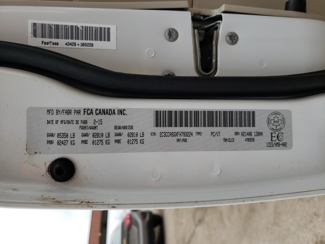 Фото 10 с аукциона – 2015 CHRYSLER 300C PLATI с VIN 2C3CCASGXFH793224