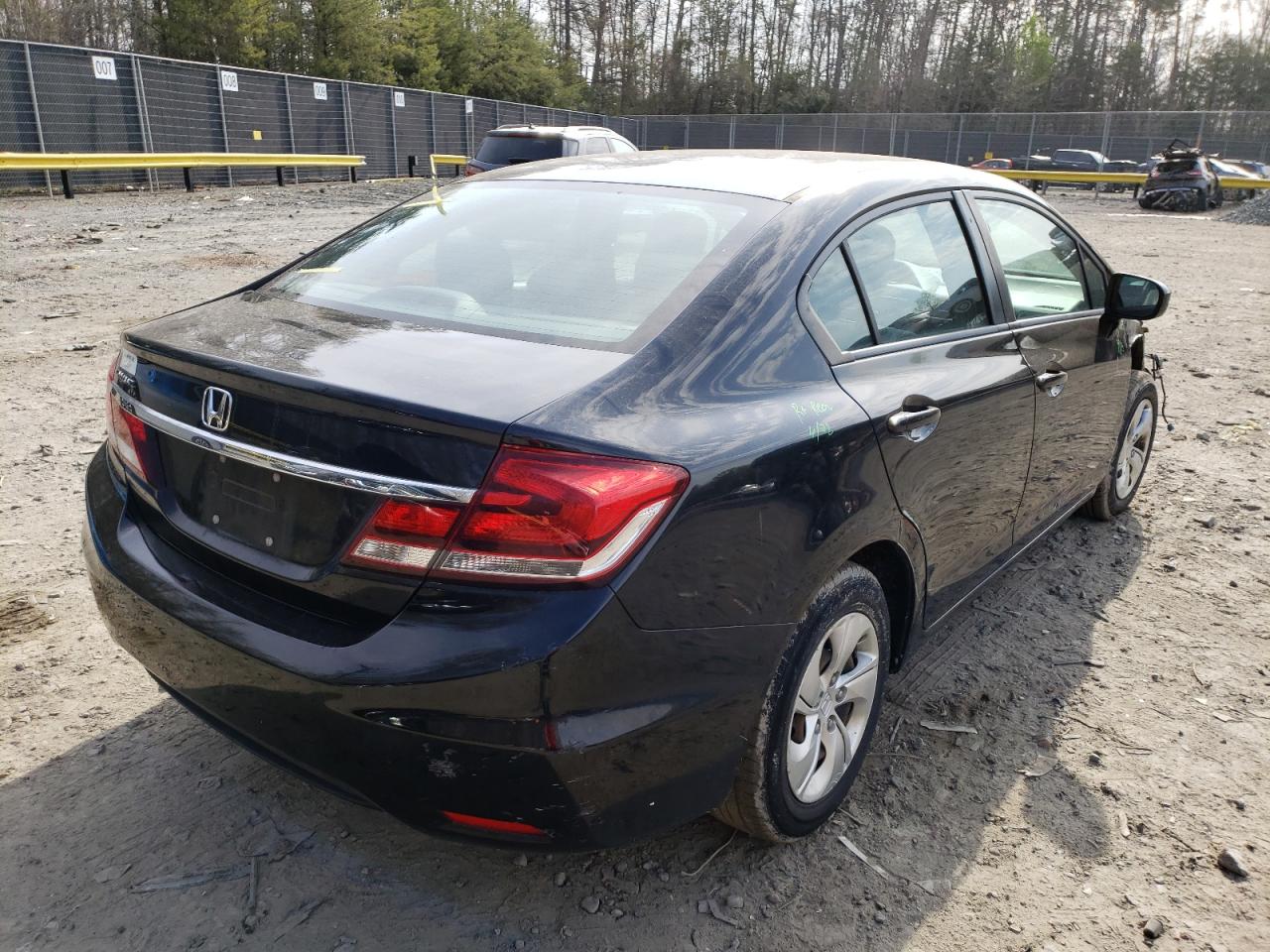 Photo 4 from auction – 2015 HONDA CIVIC LX with VIN 19XFB2F58FE233076