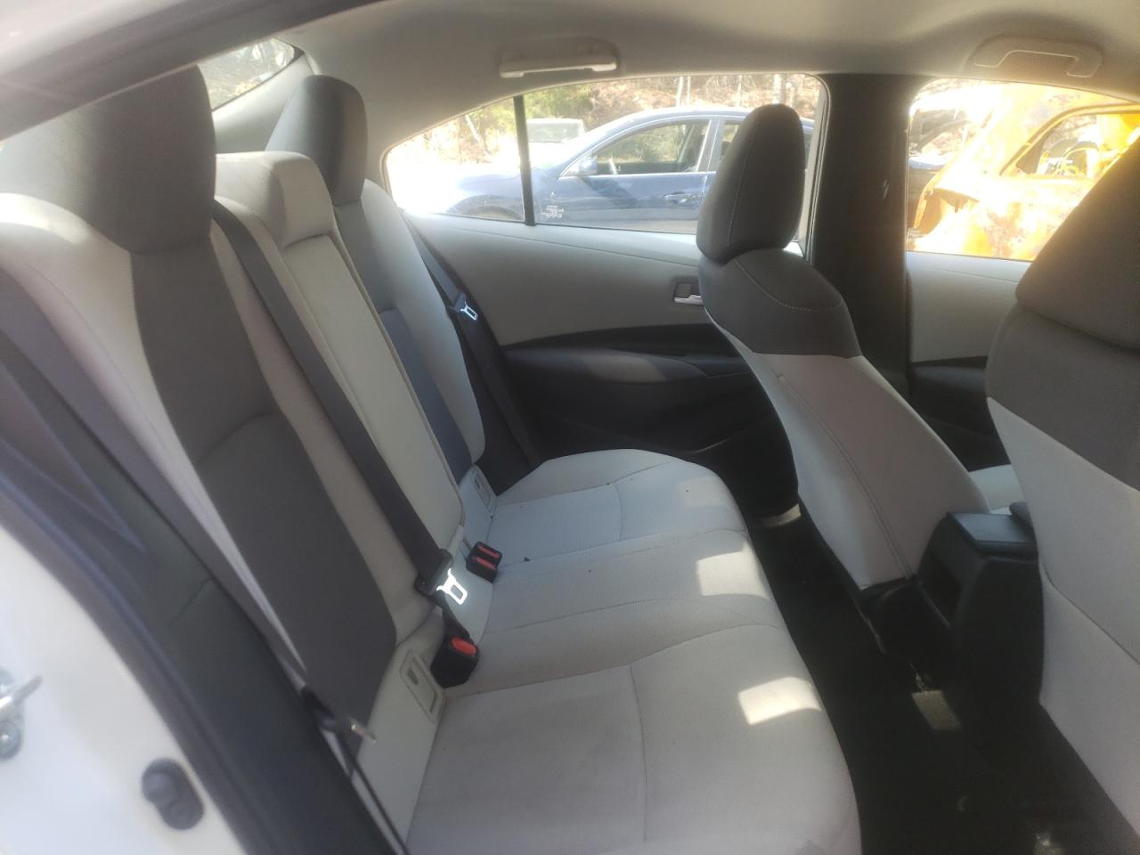 Photo 6 from auction – 2021 TOYOTA COROLLA LE with VIN 5YFEPMAE9MP188080