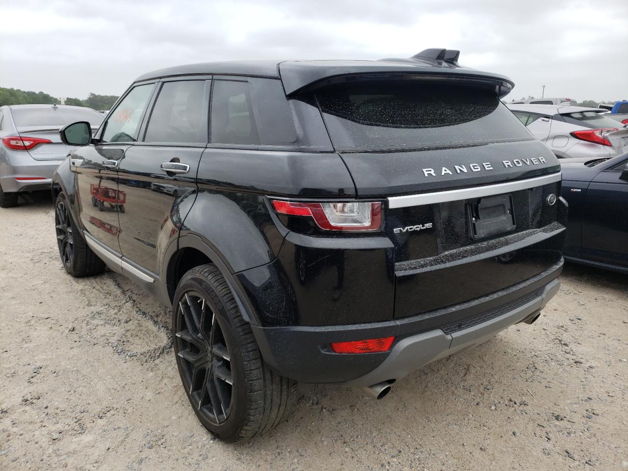 Photo 3 from auction – 2019 LAND ROVER RANGE ROVE with VIN SALVR2RX4KH328011