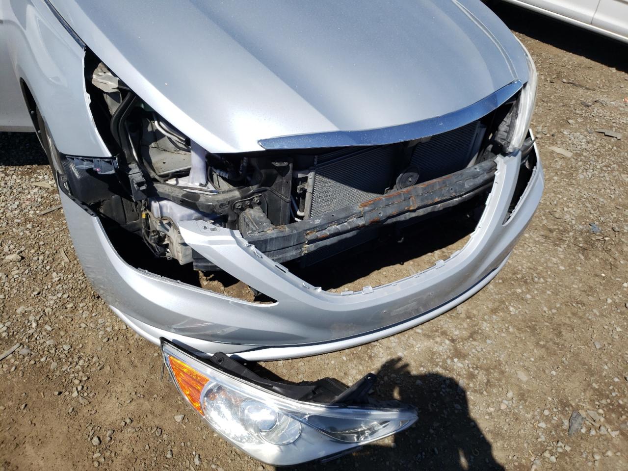 Photo 9 from auction – 2011 HYUNDAI SONATA GLS with VIN 5NPEB4AC5BH051807