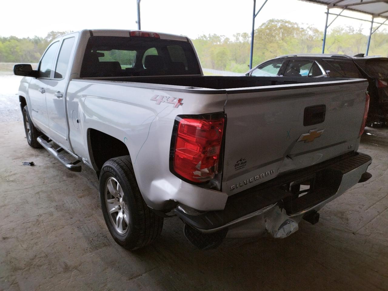 Photo 3 from auction – 2019 CHEVROLET SILVERADO with VIN 2GCVKPEC3K1171909