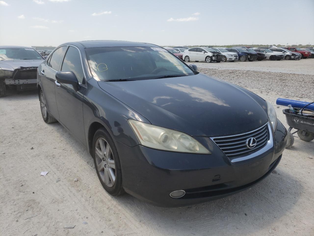 LEXUS ES 350 2008 مع رقم تعريف المركبة JTHBJ46G182211160 - صورة من المزاد